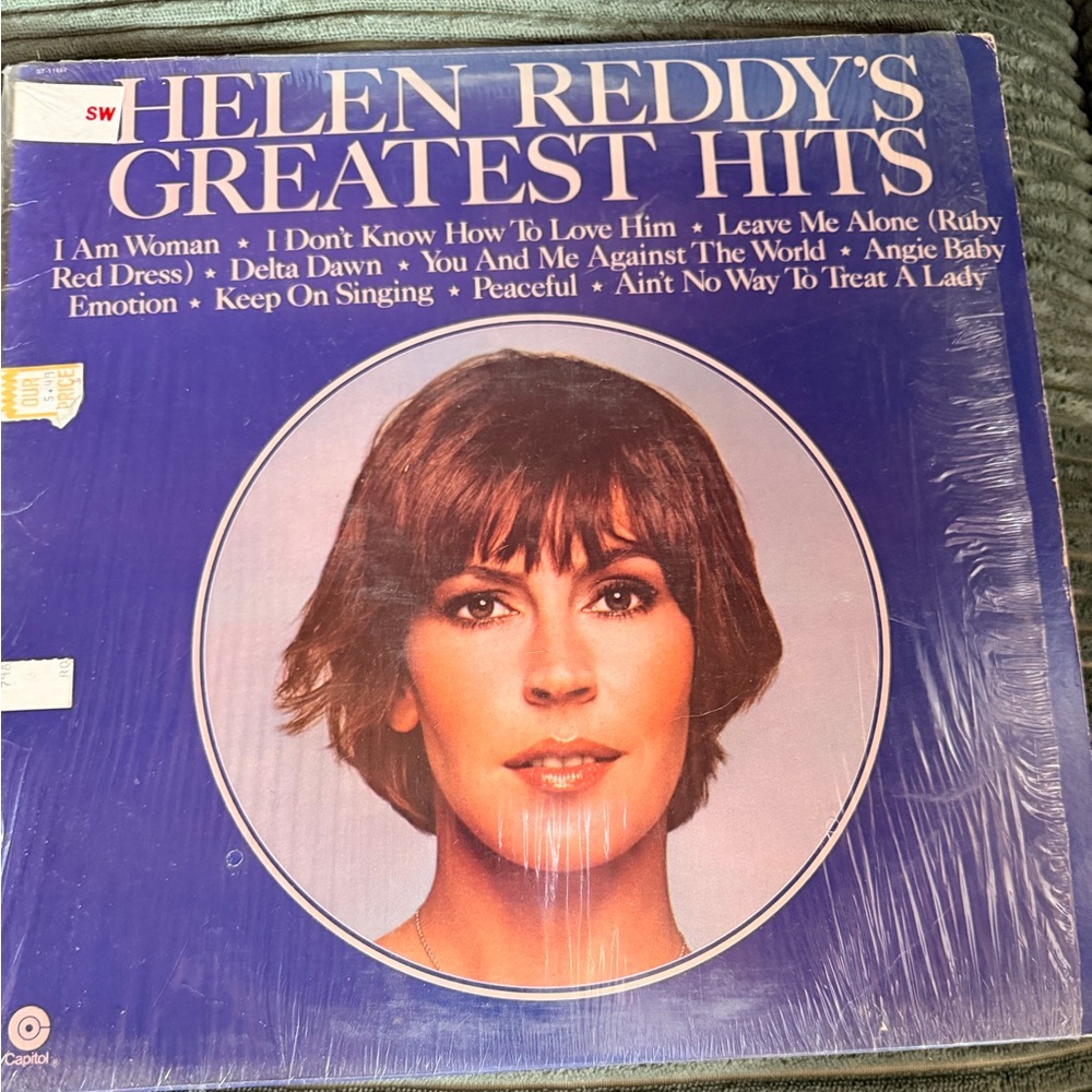 VINTAGE - 1975 - Helen Reddy’s Greatest Hits Vinyl Record